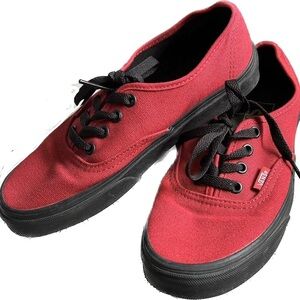 Vans Era (2015-2017) Red Canvas, Black Gums Women’s 7, Men’s 5.5